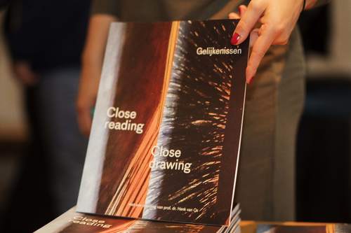 De publicatie: 'Gelijkenissen - Close reading Close drawing' 