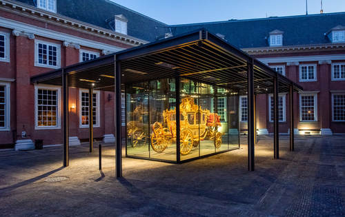 Gouden Koets op binnenplaats Amsterdam Museum - foto Monique Vermeulen